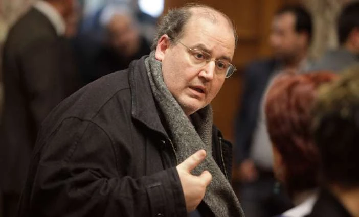 Ενόχληση Φίλη για τον Καμμένο: Βλέπει «διαζύγιο» μετά τις εκλογές